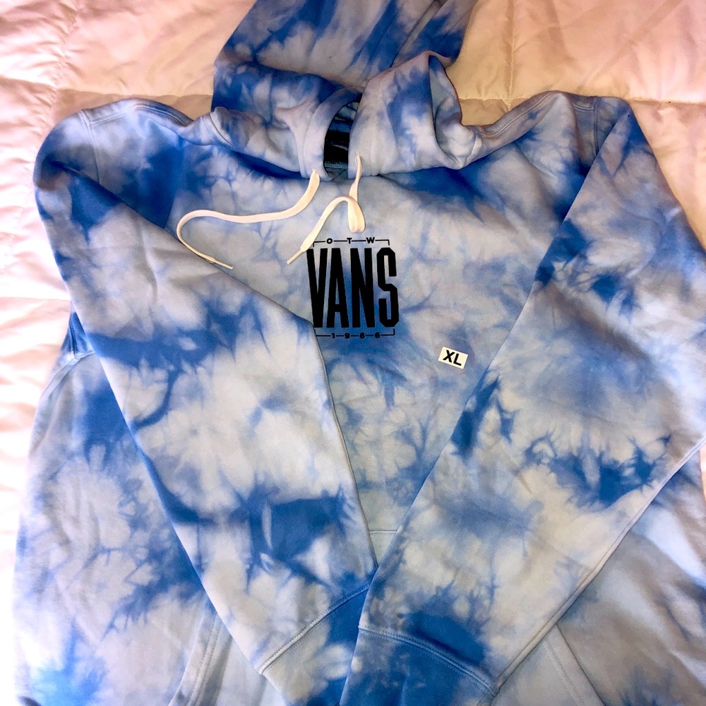 Mens XL Vans hoodie sweatshirt.  T dye blue and white